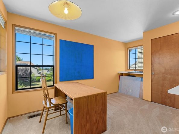 5907 S 296th Place, Auburn WA 98001