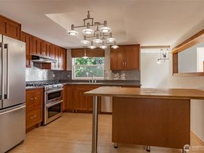 22004 117th Avenue SE, Kent WA 98031