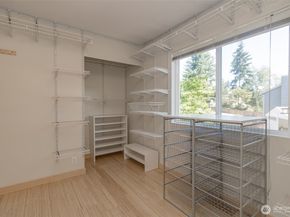 22004 117th Avenue SE, Kent WA 98031