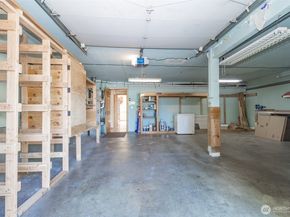 22004 117th Avenue SE, Kent WA 98031