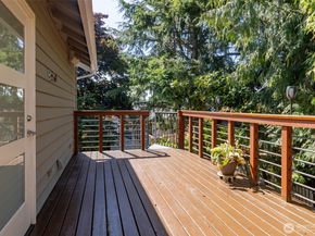 22004 117th Avenue SE, Kent WA 98031