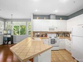 17614 134th Lane SE, Renton WA 98058