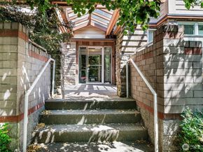 1762 NW 57th Street 201, Seattle WA 98107
