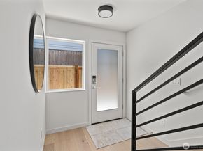 4519 C Bagley Avenue N, Seattle WA 98103