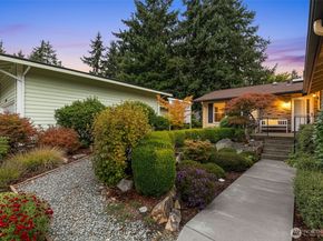 24812 12th Avenue S, Des Moines WA 98198