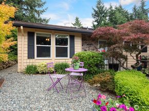24812 12th Avenue S, Des Moines WA 98198