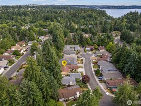 24812 12th Avenue S, Des Moines WA 98198