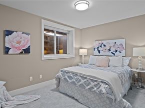 1006 4th Street W, Kirkland WA 98033