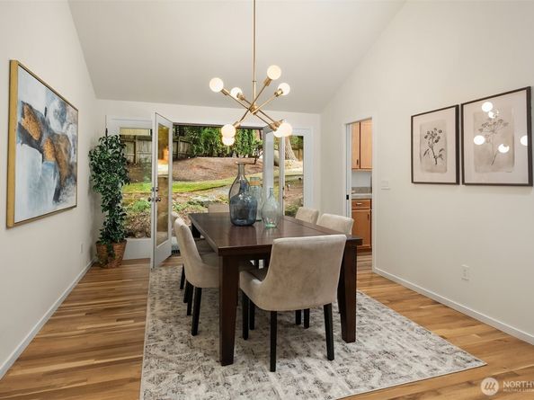 16508 NE 134th Place, Redmond WA 98052