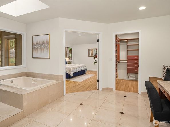 16508 NE 134th Place, Redmond WA 98052