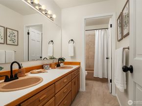 16508 NE 134th Place, Redmond WA 98052
