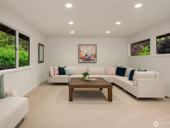 16508 NE 134th Place, Redmond WA 98052