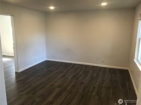 2515 Oakes Ave, Everett WA 98201