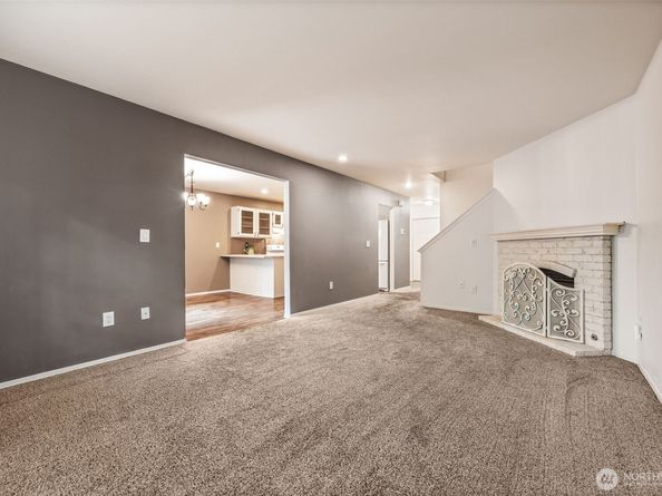 23430 100th Ave SE E102, Kent WA 98031