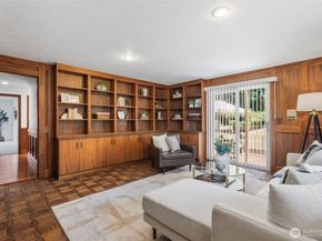 8308 Frederick Place, Edmonds WA 98026