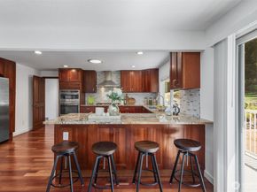 8308 Frederick Place, Edmonds WA 98026
