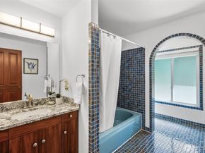 8308 Frederick Place, Edmonds WA 98026