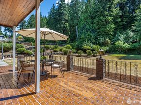 8308 Frederick Place, Edmonds WA 98026