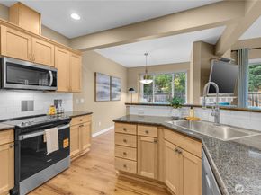 13824 North Creek Drive 1202, Mill Creek WA 98012