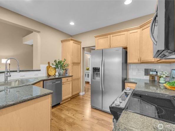 13824 North Creek Drive 1202, Mill Creek WA 98012