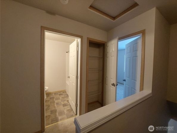 6907 Rainier Drive E 1B, Everett WA 98203