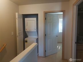 6907 Rainier Drive E 1B, Everett WA 98203