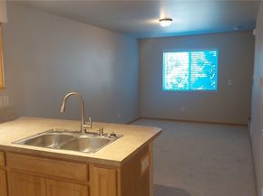 6907 Rainier Drive E 1B, Everett WA 98203