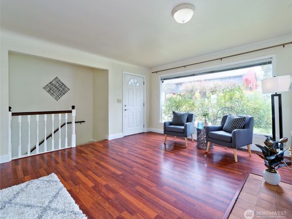 30 SE Bush Street, Issaquah WA 98027