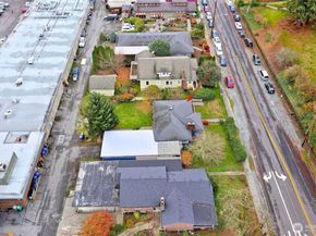 30 SE Bush Street, Issaquah WA 98027