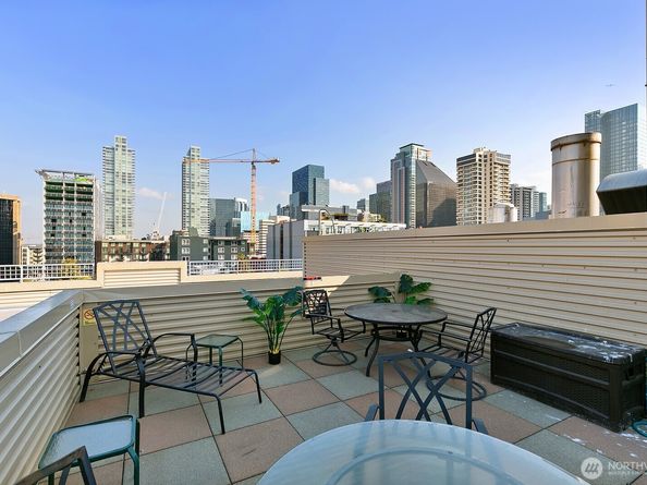 2324 1st Avenue 210, Seattle WA 98121