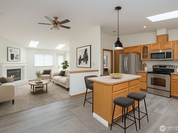 2148 SE 8th Drive, Renton WA 98055