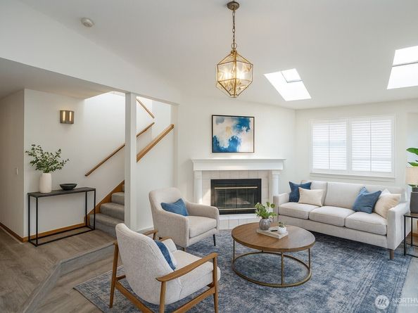 2148 SE 8th Drive, Renton WA 98055