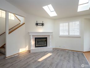 2148 SE 8th Drive, Renton WA 98055