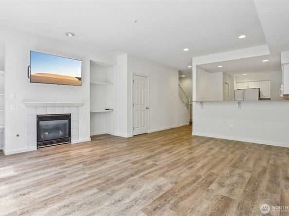 21616 9th Avenue SE C105, Bothell WA 98021