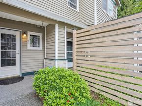 21616 9th Avenue SE C105, Bothell WA 98021