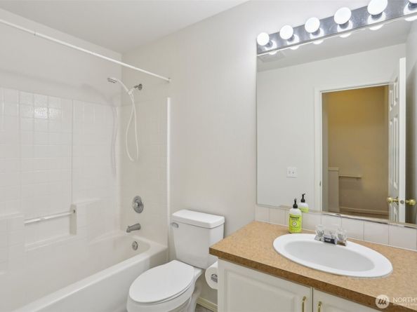 21616 9th Avenue SE C105, Bothell WA 98021