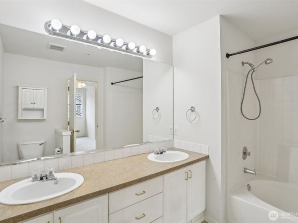 21616 9th Avenue SE C105, Bothell WA 98021