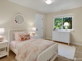 6555 125th Avenue NE, Kirkland WA 98033