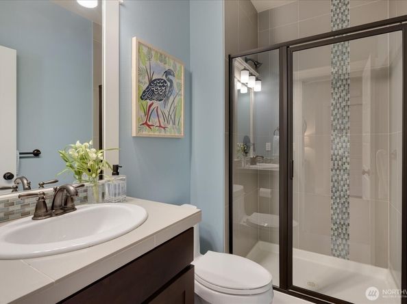 6555 125th Avenue NE, Kirkland WA 98033