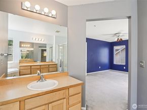 22103 45th Avenue S, Kent WA 98032