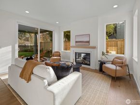 10043 8th Avenue NW, Seattle WA 98177