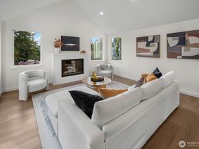 10043 8th Avenue NW, Seattle WA 98177