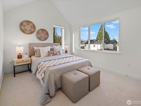 10043 8th Avenue NW, Seattle WA 98177