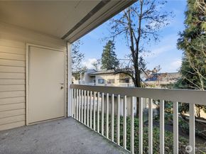 12840 SE 40th Court B2, Bellevue WA 98006