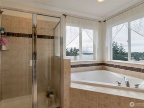 16608 43rd Avenue W, Lynnwood WA 98037