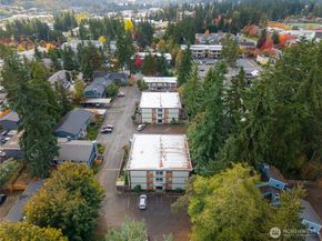 7505 212th Street SW C301, Edmonds WA 98026