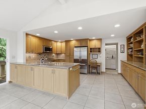 7605 146th Avenue NE, Redmond WA 98052