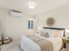 11128 116th Avenue NE 1, Kirkland WA 98033