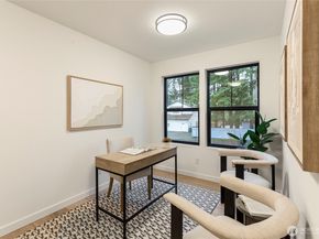 11128 116th Avenue NE 1, Kirkland WA 98033