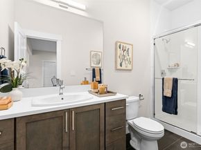 19507 81st Place NE 3, Kenmore WA 98028